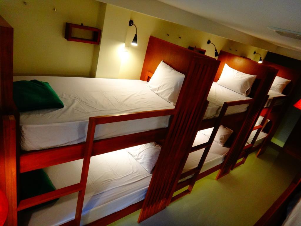 Phangan Pearl Hostel Haad Rin Exterior photo