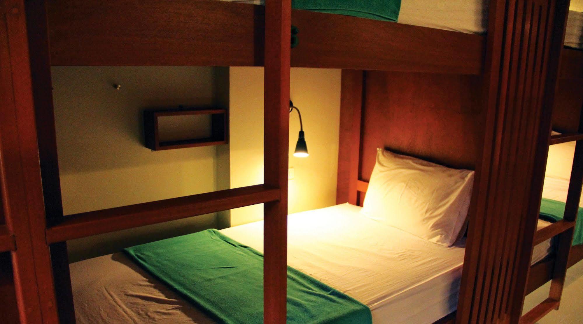 Phangan Pearl Hostel Haad Rin Exterior photo