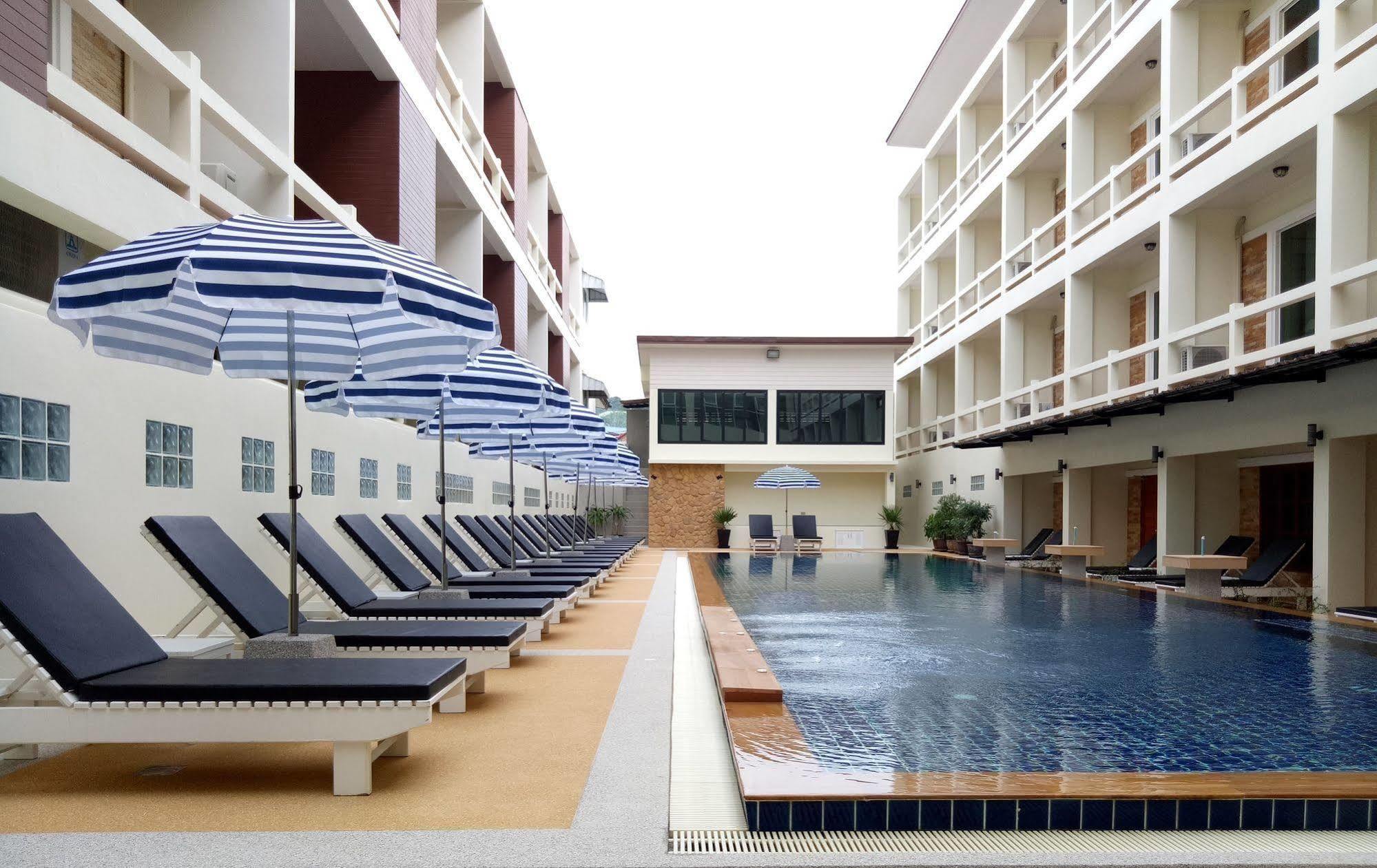 Phangan Pearl Hostel Haad Rin Exterior photo